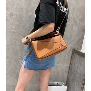 Meet your Posher, Ellie